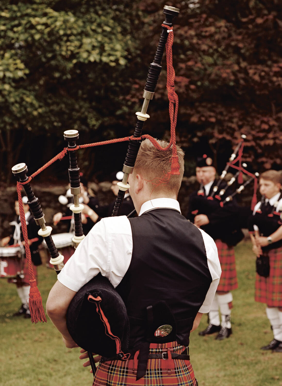 10+_Iss7_Art Portfolio_AlasdairMcLellan_01