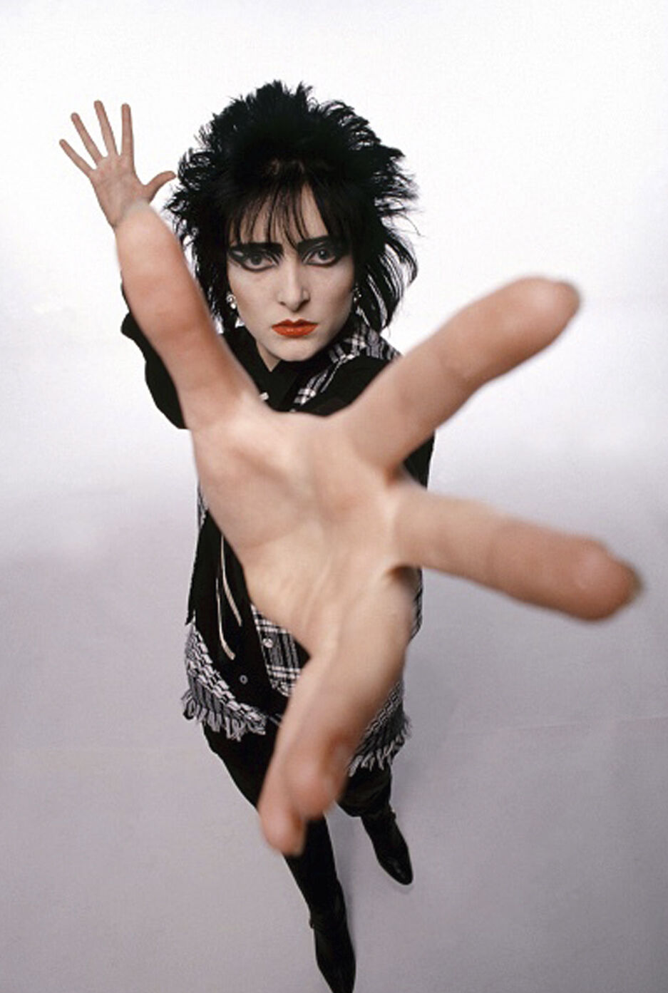 Photo of SIOUXSIE AND THE BANSHEES and SIOUXSIE & The Banshees